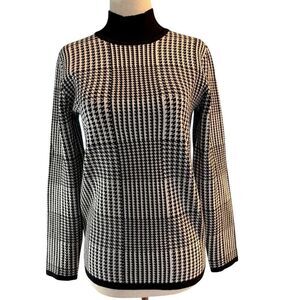 NWOT T Tahari Mock-T Sweater Top Black White Houndstooth Nice Stretch S